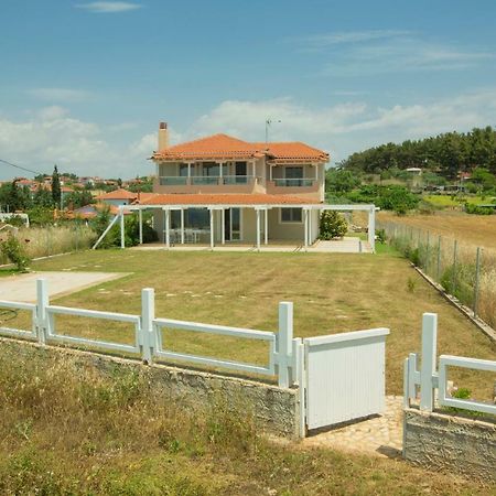 Magnificent Seascape Villa On A Secluded Beach Nea Moudania Dış mekan fotoğraf