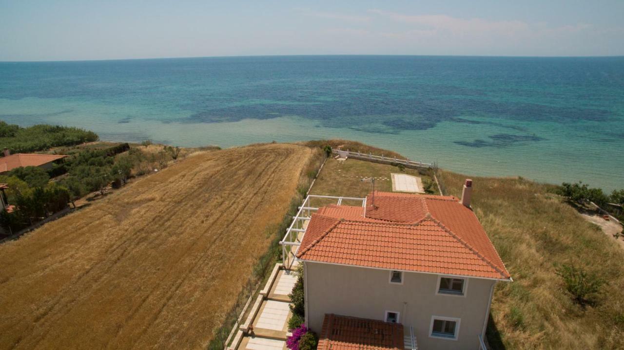 Magnificent Seascape Villa On A Secluded Beach Nea Moudania Dış mekan fotoğraf